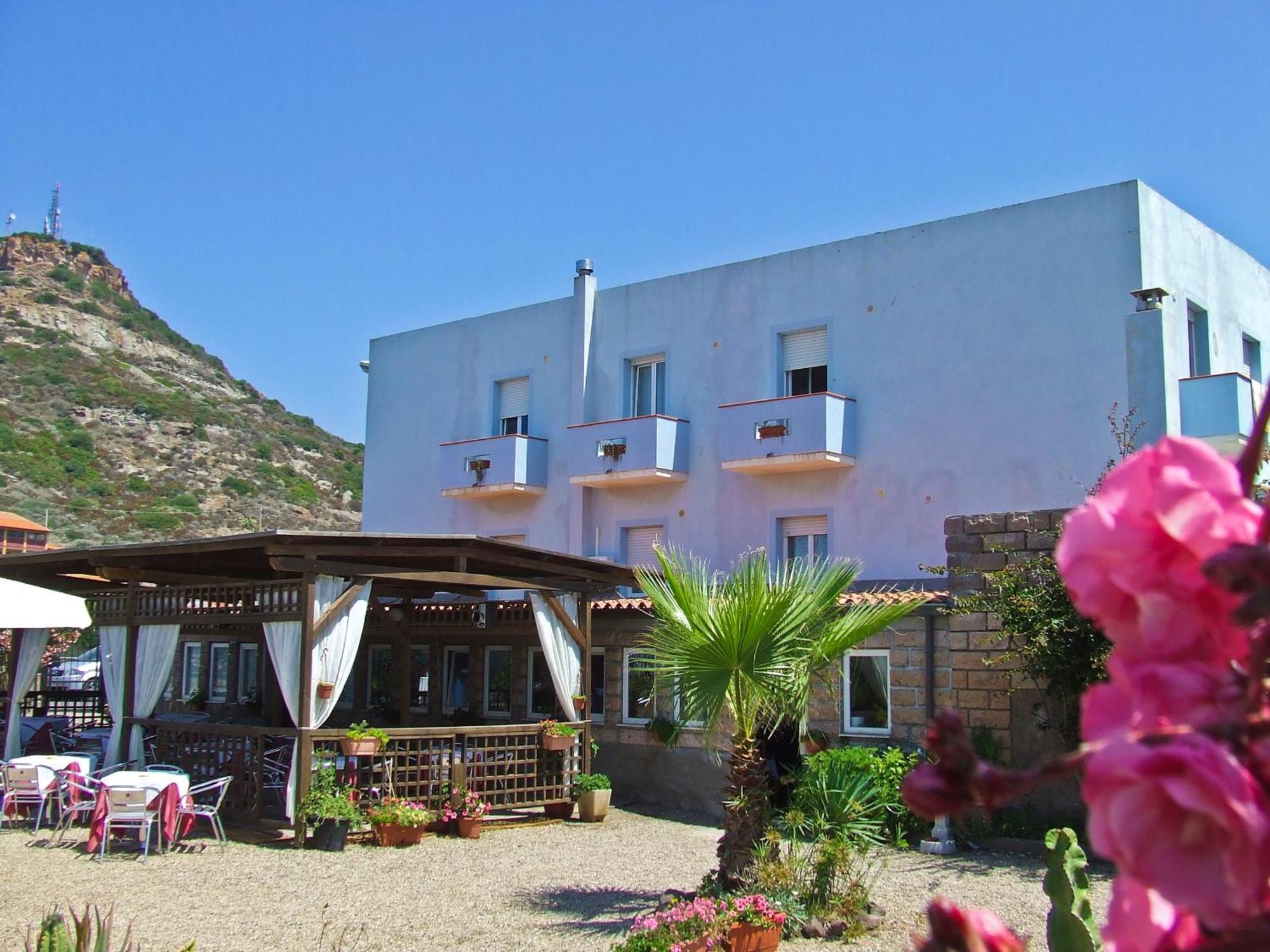 Hotel Miramare Bosa Marina Kültér fotó